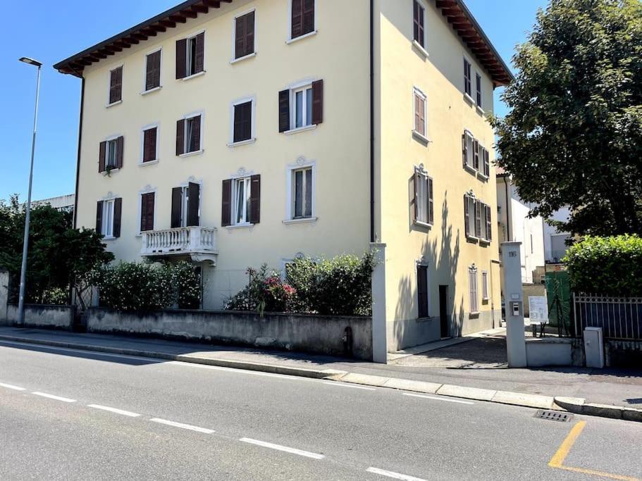 Near Airport - Loft Universita 4 Posti Letto Bérgamo Exterior foto